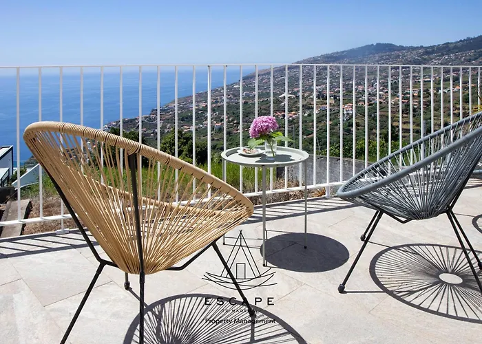 Atlantic Flow House By Escape To Madeira * Arco da Calheta (Madeira)