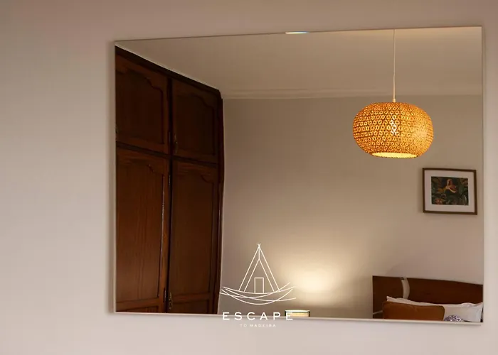 Atlantic Flow House By Escape To Madeira * Arco da Calheta (Madeira)